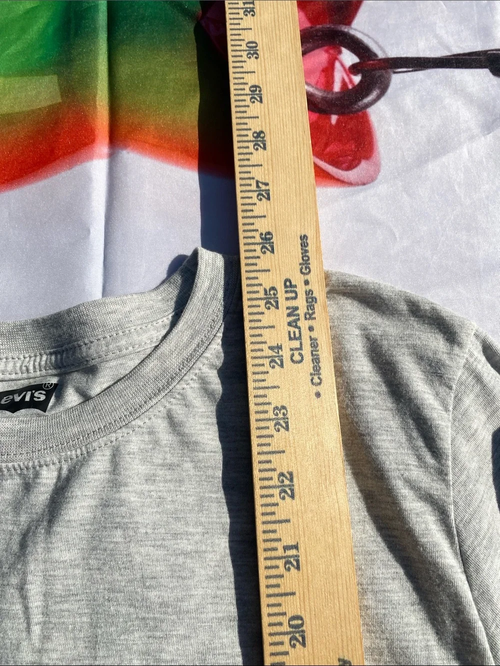 Levi's Kid's XL (13-15 YOld) Long Sleeve Colorblock Graphic Tee - Gray/Red/White